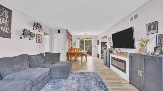 218 Riverview Drive, Vinton, 爱荷华州 52349, 美国