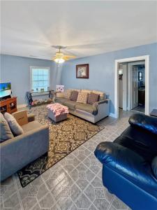 203 Dellwood Street, Bryan, Texas 77801