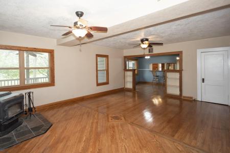 1319 W 4th Street S, Newton, Iowa 50208, HOA KỲ