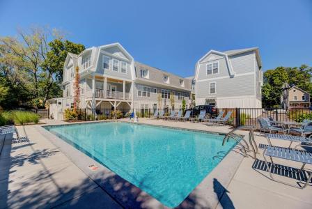 120 N Barton , Unit B, New Buffalo, ميشيغان 49117, الولايات المتحدة