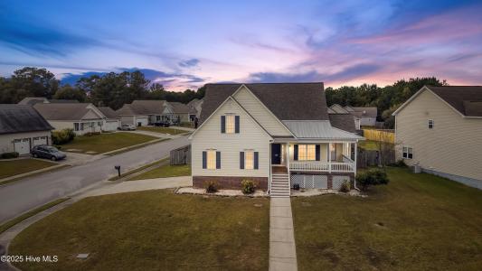 1000 Ponderosa Place, Jacksonville, Carolina Del Norte 28546, Estados Unidos