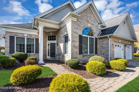 4 Exeter Drive, Freehold, Nova Jersey 07728, Estados Unidos