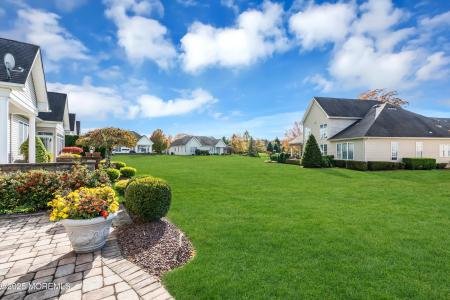 4 Exeter Drive, Freehold, Nova Jersey 07728, Estados Unidos