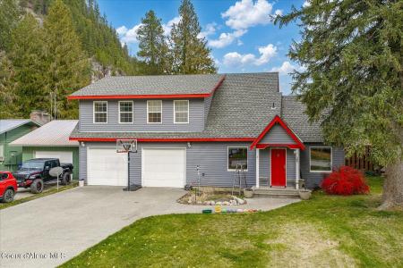 105 Lehigh Ave, Metaline Falls, Washington 99153, USA