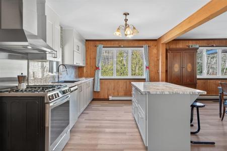 3366  Ch. des Lacs, Saint-Faustin/Lac-Carré, Quebec J0T 2G0, Canada