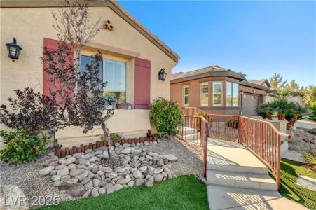 3637 Inverness Grove Avenue, North Las Vegas, Nevada 89081, Stati Uniti
