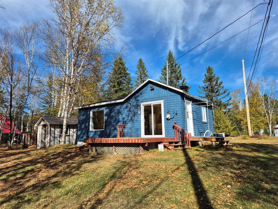 23 Ch. Bellavance, Saint-Marc-du-Lac-Long, Quebec G0L 1T0, Canadá