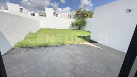 trinum 4,, Mérida, Yucatan 97305, Mexique