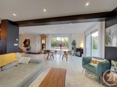 Jouy Le Potier, Centro – Val De Loira 45370, Francia