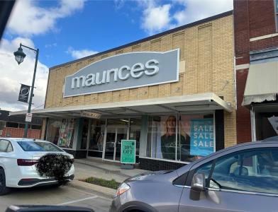 17 North Frederick Avenue, Oelwein, Iowa 50662