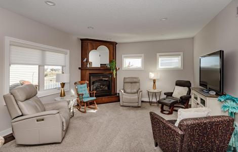 478 Bella Vista Ct, Huxley, Iowa 50124