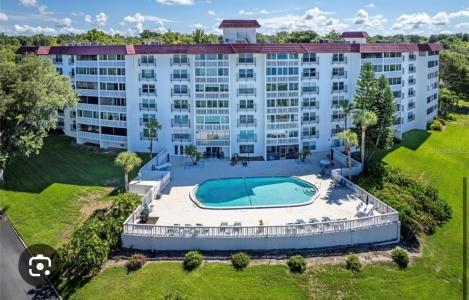 601 N MCDONALD STREET 303, Mount Dora, Florida 32757, USA