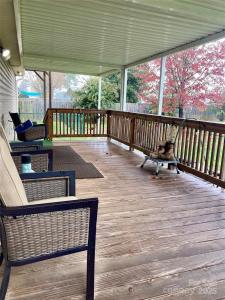 7530 Woodleaf Road, Woodleaf, Caroline Du Nord 27054, États-Unis