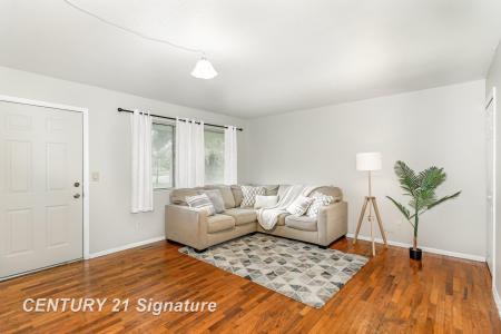 996 Athens, Saginaw, Michigan 48601, Amerika Birleşik Devletleri