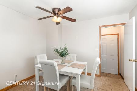 996 Athens, Saginaw, Michigan 48601, Amerika Birleşik Devletleri