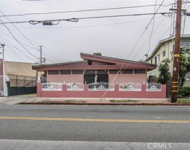 3241 Santa Ana, Huntington Park, California 90255, USA