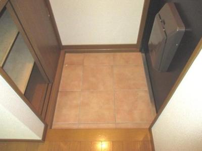 201, 滝野川7丁目22-4, フォレスト, 北区, Tokyo 114-0023, Japonya