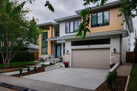 319 42 STREET SW, Calgary, アルバータ T3C 1Y4, カナダ