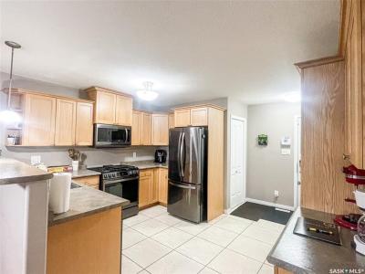 7 FAIRWAY COURT, Meadow Lake, Saskatchewan S9X 1Z9, Canada