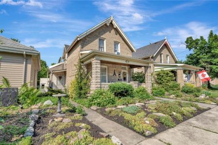 96 WALNUT STREET, Paris, Ontario N3L 2J7, Canada