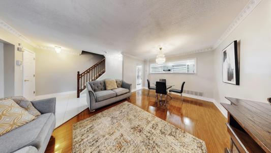 101 RED RIVER CRESCENT, Toronto, 온타리오주 M1B 1Z5, 캐나다