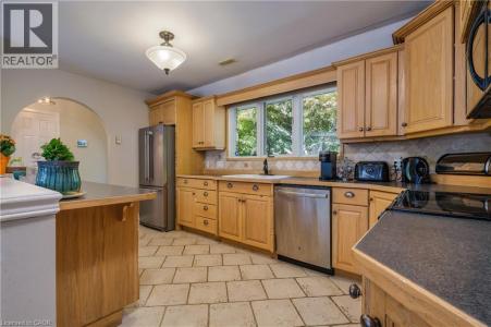 18 LYNNDALE ROAD, Simcoe, Онтарио N3Y 1Z8, Канада