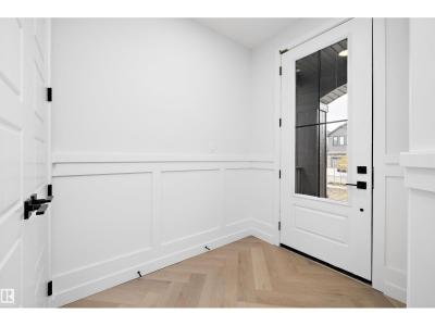 32 CANNES CV, St. Albert, Alberta T8T 2C6, Canada