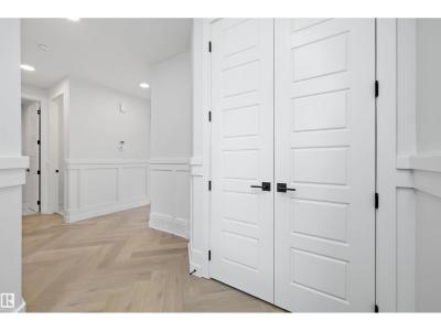 32 CANNES CV, St. Albert, Alberta T8T 2C6, Canada