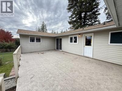 768 VAUGHAN STREET, Quesnel, British Columbia V2J 2T5, Canada