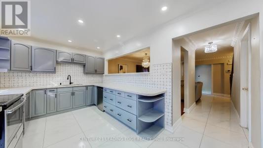 101 RED RIVER CRESCENT, Toronto (rouge), Ontario M1B 1Z5, Canada