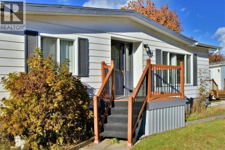 2930 BROWN ROAD, Salmon Arm, British Columbia V1E 3K3, Canada