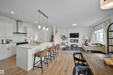 5075 CAWSEY LINK SW, Edmonton, Alberta T6W 4M6, Canada