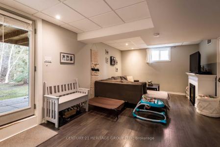 239 CREDIT CREEK BOULEVARD, Orangeville, Ontario L9W 4M9, Canada