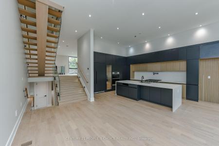 90 TWELFTH STREET, Toronto, Ontario M8V 3H1, Canada