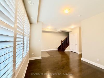 110 LITTLE CREEK ROAD, Mississauga, Ontario L5R 0E9, Canada