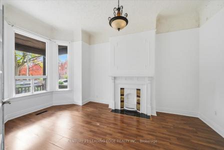 30 ULSTER STREET, Toronto, Ontario M5S 1E3, Canada