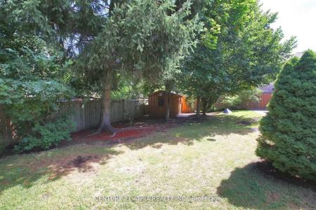 16 BRIGHTBAY CRESCENT, Markham, אונטריו L3T 1C1, קנדה 