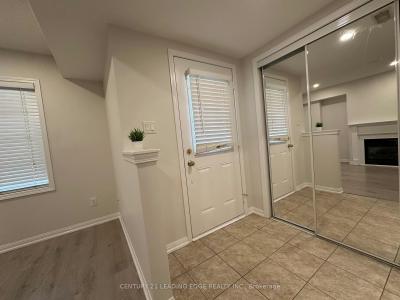 438 BEACH BOULEVARD, Hamilton, Ontario L8H 6X1, Canada