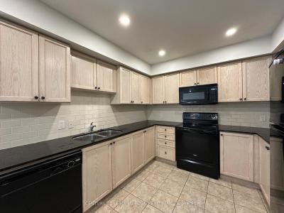 438 BEACH BOULEVARD, Hamilton, Ontario L8H 6X1, Canada