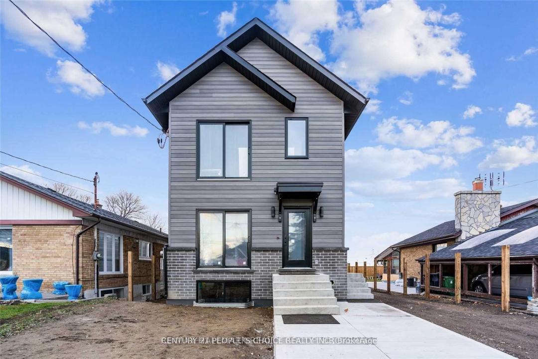 54 WESTHAMPTON DRIVE, Toronto, Ontario M9R 1X6, Canada