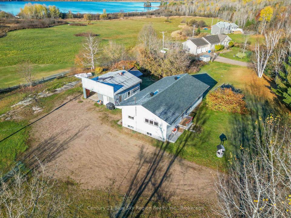 1420 QUAE QUAE ROAD, East Ferris, Ontario P0H 1K0, Canada