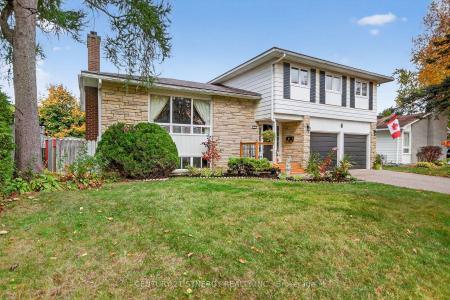 7 ST REMY DRIVE, Barrhaven, Ontario K2J 1A5, Canada