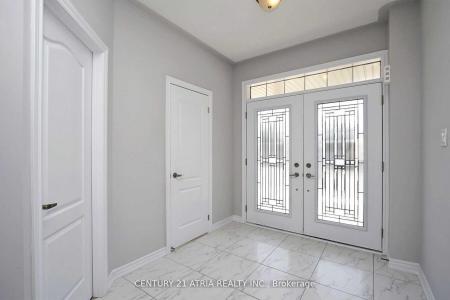 92 SUTHERLAND AVENUE, Bradford West Gwillimbury, Ontario L3Z 4H4, CANADÁ