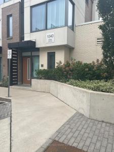 1040 PORTAGE PARKWAY, Vaughan, Ontario L4K 0K3, Canada