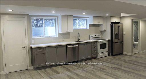 971 VISTULA DRIVE, Pickering, Ontario L1W 2L8, Kanada