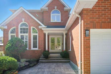 2308 ABBOTT CRESCENT, Pickering, Ontario L1X 2T5, Canadá