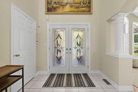 2308 ABBOTT CRESCENT, Pickering, Ontario L1X 2T5, Canadá