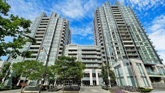 120 HARRISON GARDEN BOULEVARD, Toronto, 온타리오주 M2N 0H1, 캐나다