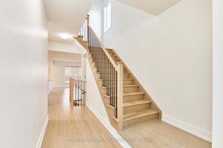 47 DORIAN DRIVE, Whitby, Ontario L1P 0L6, Canada