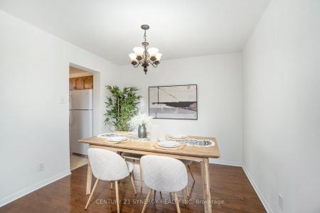 3 VILLANDRY STREET, Barrhaven, Ontario K2G 6X7, Canadá